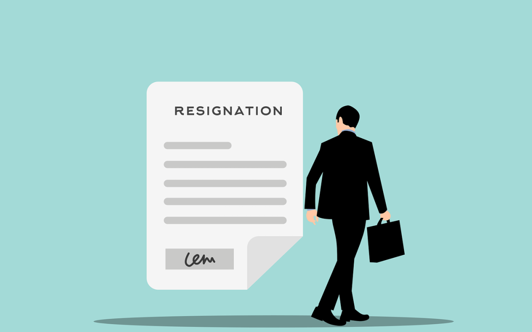 Mandatory prior hearing in the disciplinary dismissal